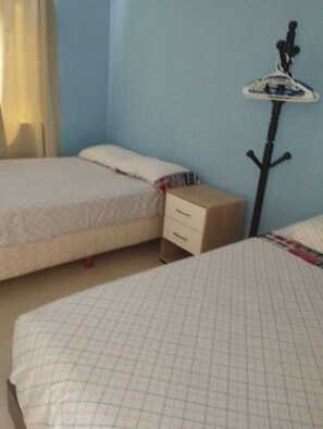 2 bedrooms, WiFi (free), bed sheets
