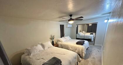 Spacious Family-Friendly 5-bedroom house!