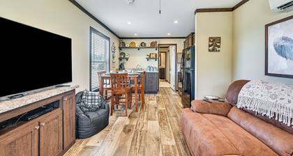 6 Mi to Topsey Exotic Ranch: Retreat on 12 Acres!