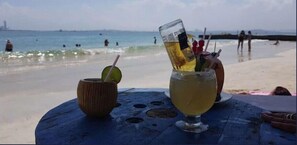 ビーチ、白砂