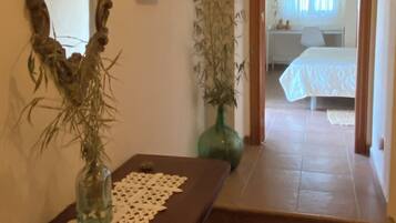 7 slaapkamers, een bureau, een strijkplank/strijkijzer, gratis wifi