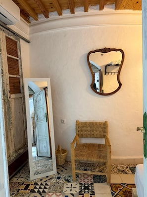Classic Room | 1 bedroom, free WiFi