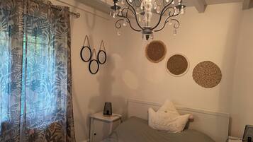 1 chambre, fer et planche Ă repasser, Wi-Fi gratuit