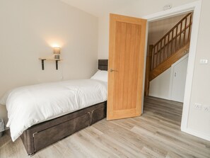 3 bedrooms, individually decorated, individually furnished, free WiFi - Frogwell (Sherborne)