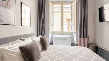 1 chambre, fer et planche Ă repasser, Wi-Fi gratuit, draps fournis