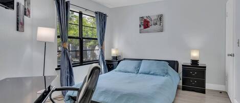 1 bedroom, desk, iron/ironing board, WiFi