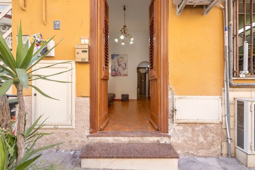 Holiday Home 'Lia' with Wi-Fi and Air Conditioning