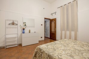 2 soverom, wi-fi (inkludert) og sengetøy