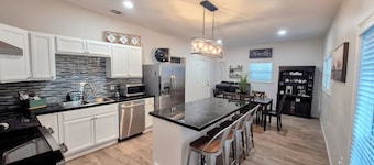 Casa Azul - Sleeps 10