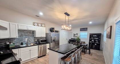 Casa Azul - Sleeps 10