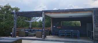  Maison au calme  avec piscine 🌳  idéal familles  4 personnes
