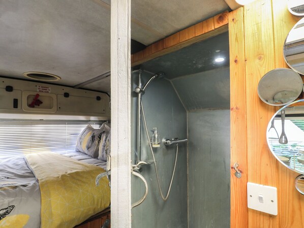 3 ห้องนอน, ห้องพักตกแต่งอย่างมีเอกลักษณ์, ตกแต่งพิเศษโดยเฉพาะ