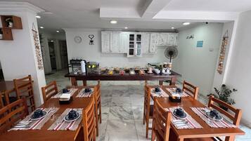 Free daily buffet breakfast