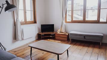 TV