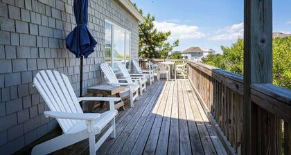 New Listing! Steps from beach & sound access