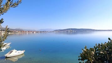 Plage à proximité, 2 bars de plage