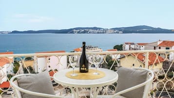 Suite, coin cuisine, vue océan