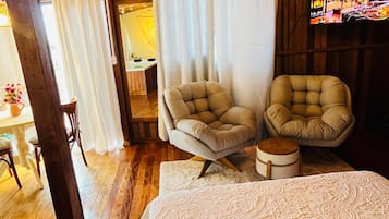 1 habitación, tabla de planchar con plancha, wifi gratis y ropa de cama