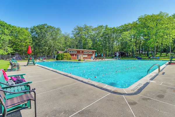 Jim Thorpe Vacation Rental | 3BR | 1.5BA | 1,425 Sq Ft | 3 Steps Required