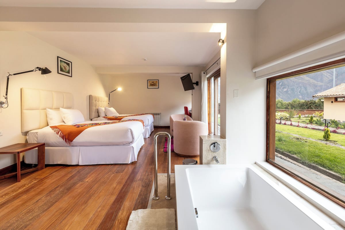 Coffres-forts dans les chambres, rideaux occultants