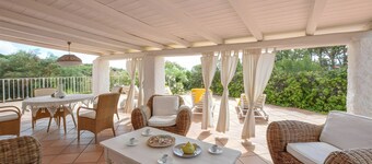 Rent villa 5 minutes walk from the sea