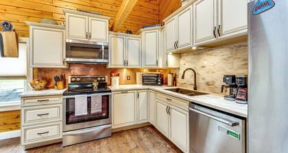 8 Mi to Kingdom Trails: Spacious Home w/ Game Room