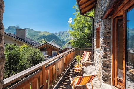 Property grounds. Chalet L'Orcières : Spa Privé & Charme Montagnard