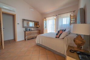 3 chambres, Wi-Fi gratuit, draps fournis