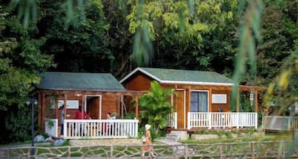 Yingde Fenglin Moke Homestay