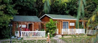 Yingde Fenglin Moke Homestay