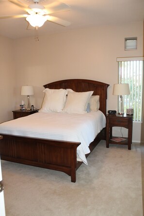 3 bedrooms, desk, iron/ironing board, free WiFi