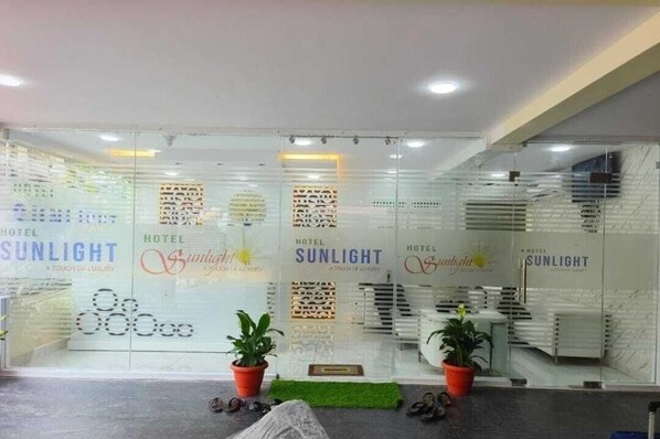 Reception - HOTEL SUN LIGHT (Vijayawada)