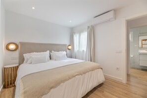 2 bedrooms, free WiFi, bed sheets - Vacation Home 'Casa Ancla' with Sea View, Private Terrace and Air Conditioning (Unknown)