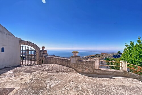 Studio 'Al Torrione 1' avec vue sur mer et climatisation