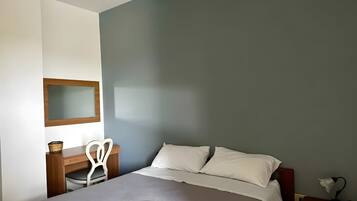 1 camera, Wi-Fi gratuito, lenzuola