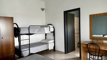 1 camera, Wi-Fi gratuito, lenzuola