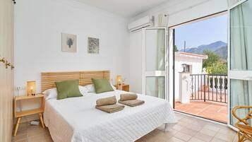 2 chambres, fer et planche Ă repasser, Wi-Fi gratuit, draps fournis