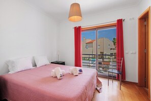 3 chambres, fer et planche Ă repasser, accĂšs au Wi-Fi (inclus)