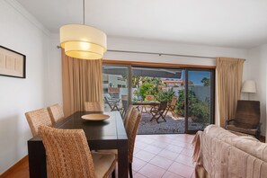 Dining - Holiday Home 'Lota Village 32' with Private Terrace, Wi-Fi and Air Conditioning (Manta Rota)
