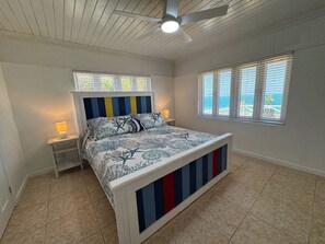 5 bedrooms, WiFi, bed sheets - Waterfront Abaco Beach House - Private 5Bedroom 3Bath, 15 min from Treasure Cay (Coopers Town)