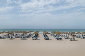 Beach nearby - Apartment 'Luz, A Pie De Playa' with Wi-Fi and Air Conditioning (Cádiz)