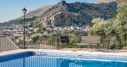 Holiday Home 'Jabero' with Mountain Views, Wi-Fi and Air Conditioning