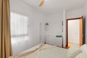 2 Schlafzimmer, Bügeleisen/Bügelbrett, kostenloses WLAN, Bettwäsche