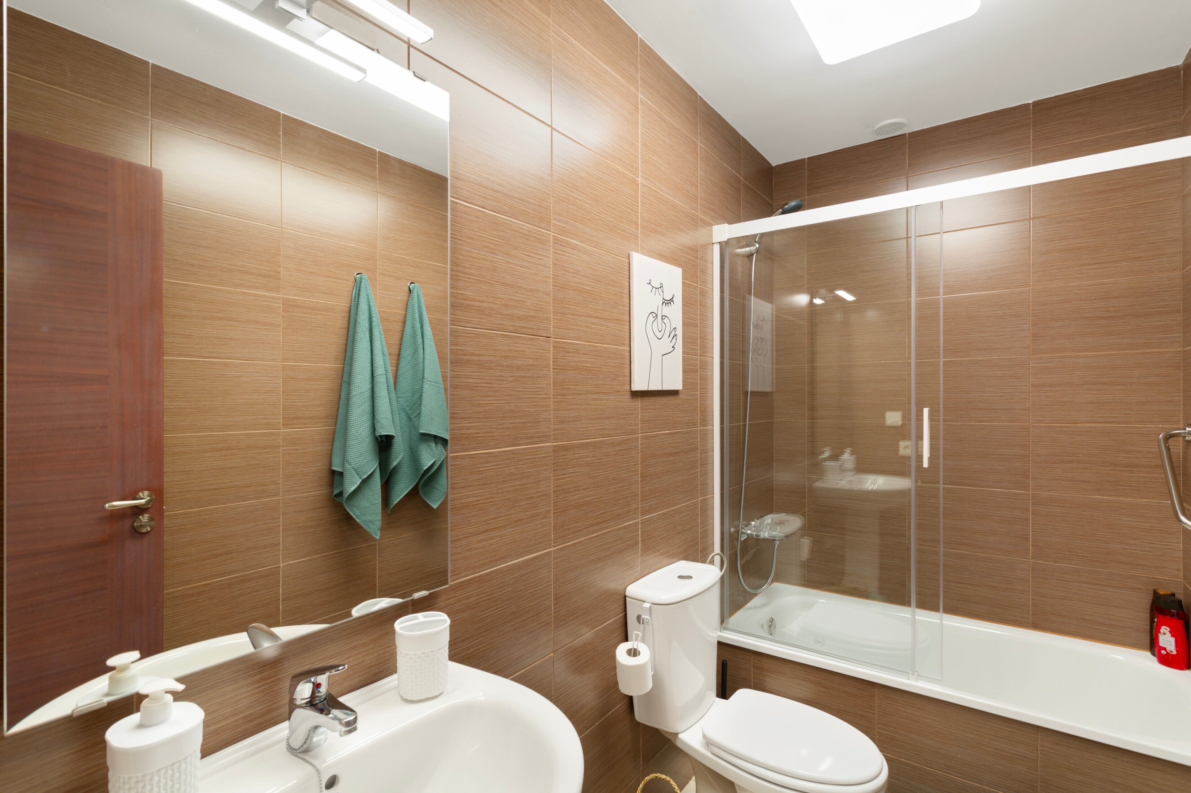 淋浴設備、風筒、提供毛巾