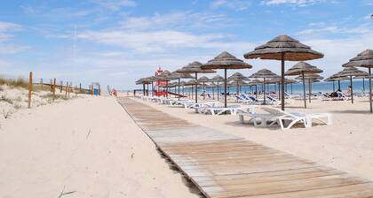 Apartment 'Vila Nova De Cacela' with Wi-Fi and Air Conditioning