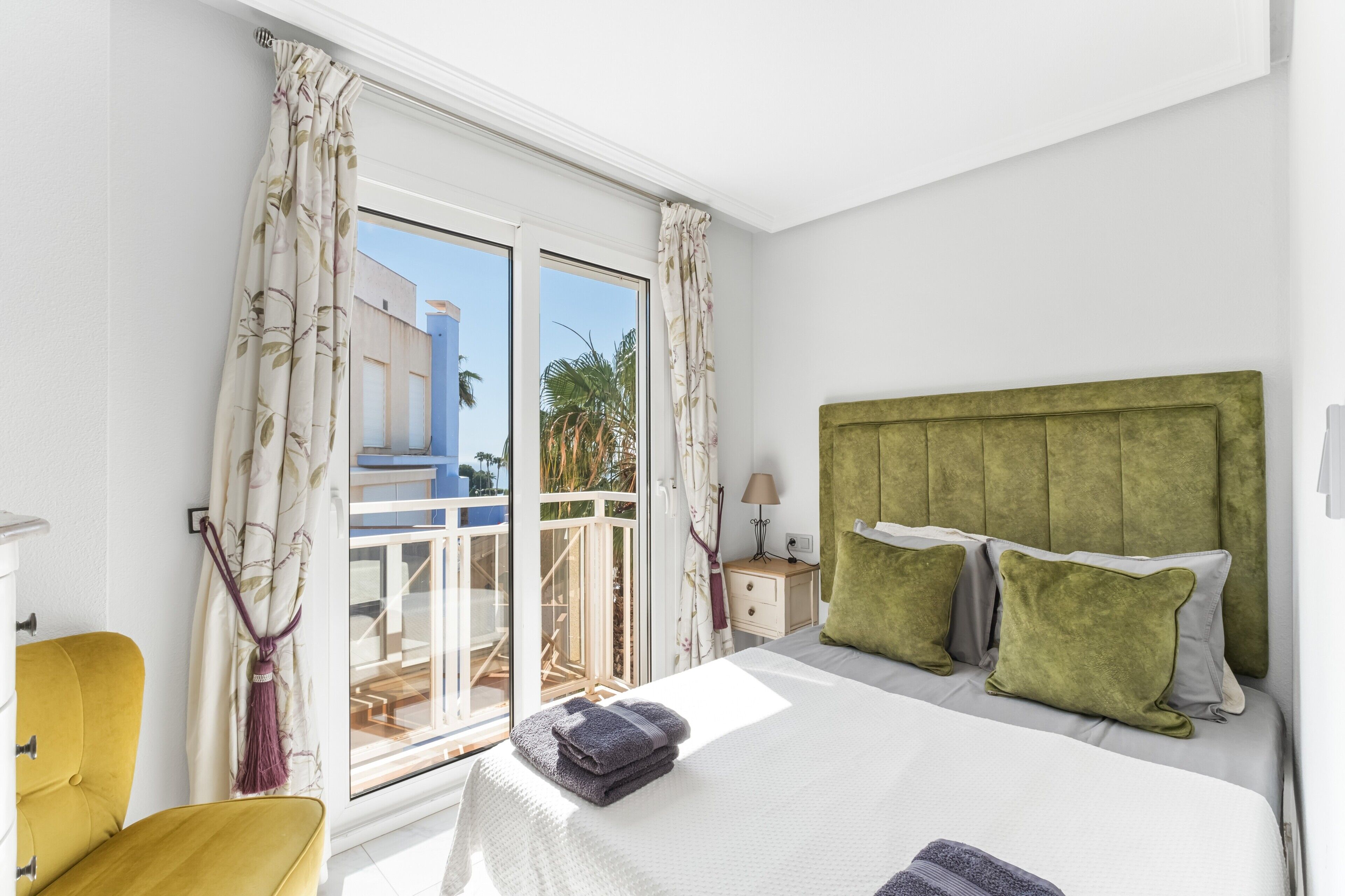 3 habitaciones, tabla de planchar con plancha y wifi gratis 