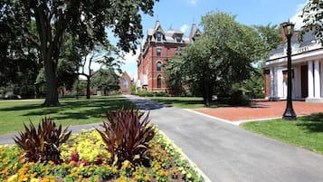 Jardines del alojamiento