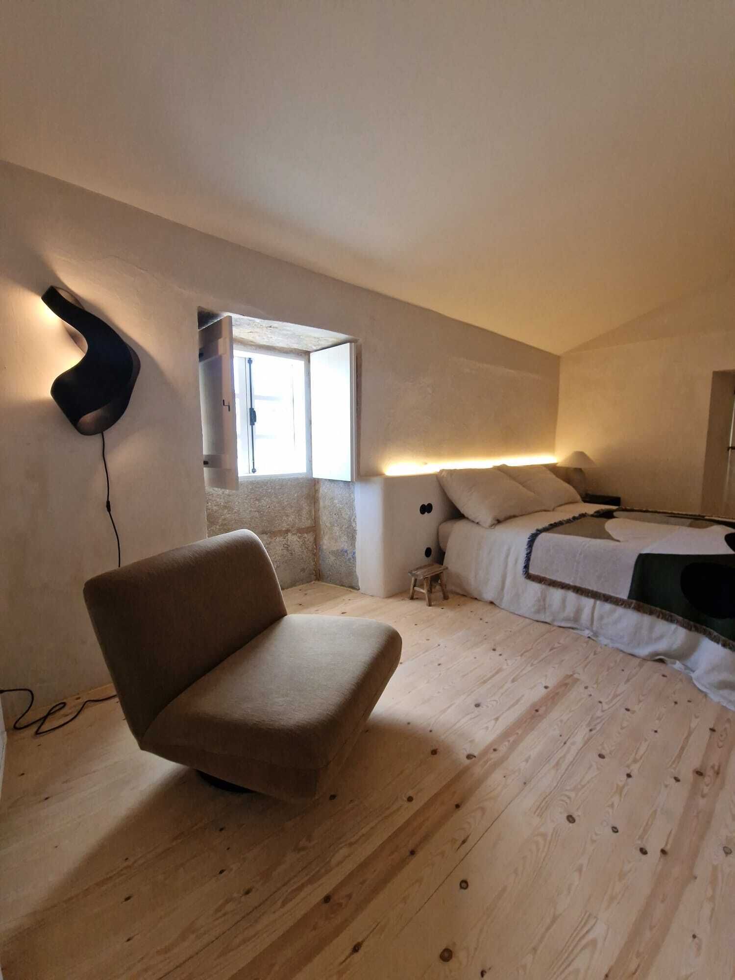 4 soverom, strykejern/-brett, reiseseng for barn og wi-fi (inkludert)