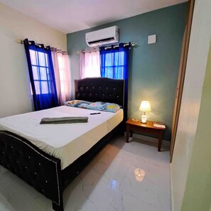 1 chambre, fer et planche à repasser, Wi-Fi, draps fournis