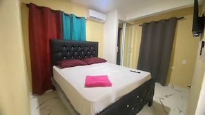 1 chambre, fer et planche à repasser, Wi-Fi